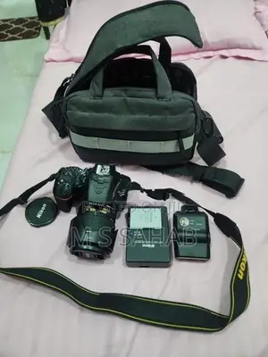 Nikon D5600 DSLR Camera