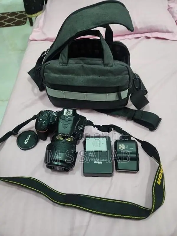 Nikon D5600 DSLR Camera