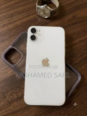 Apple iPhone 11 (Used)