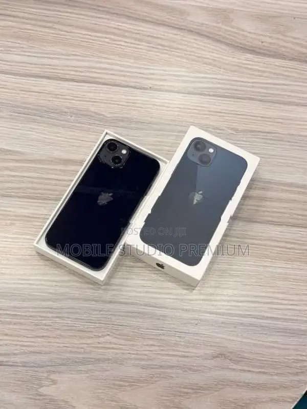 Apple iPhone 13 (Used)