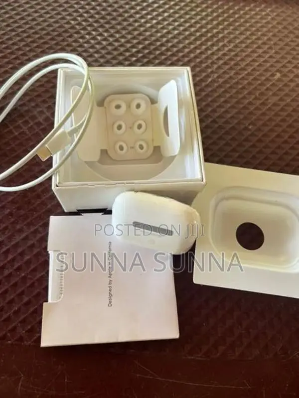 Apple AirPods