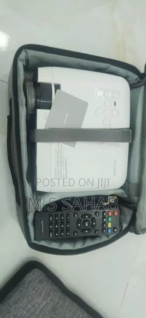 Apeman LC350 Digital Projector