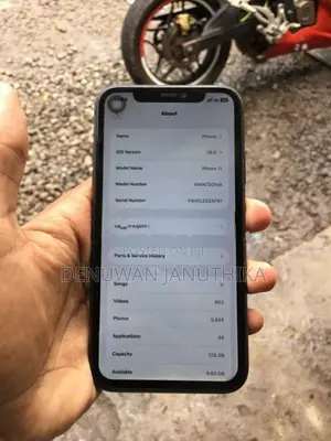 Apple iPhone 11 (Used)
