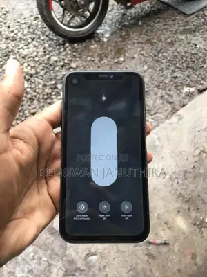 Apple iPhone 11 (Used)