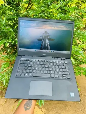 Dell Latitude 3400 Laptop