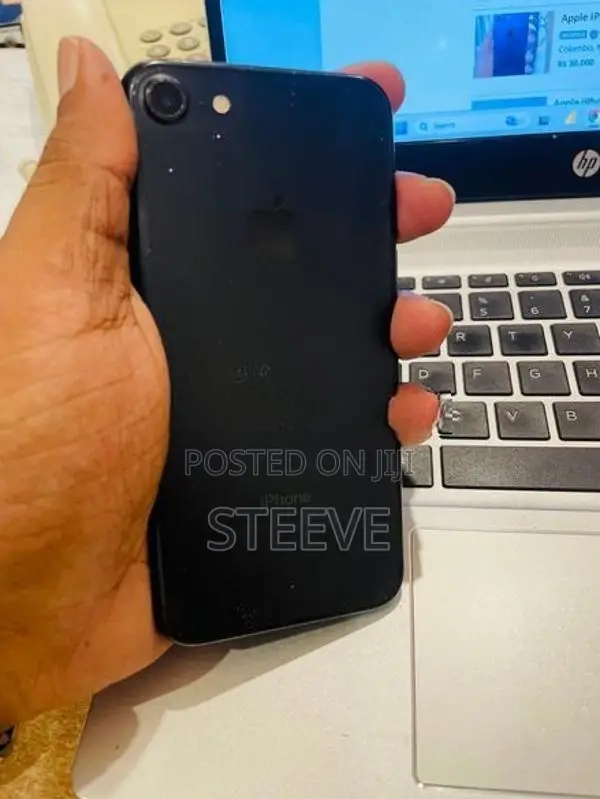 Apple iPhone 7 (Used)