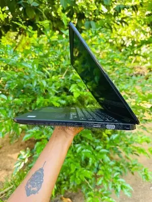 Dell Latitude 3400 Laptop