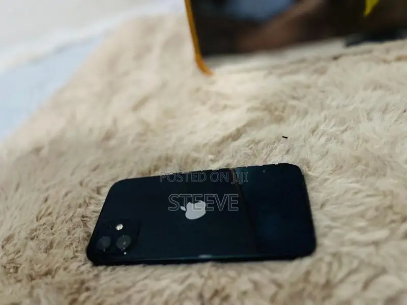 Apple iPhone 12 Blue (Used)