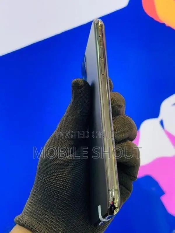 Apple iPhone 11 Pro Max (Used)
