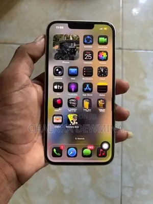 Apple iPhone 13 (Used)