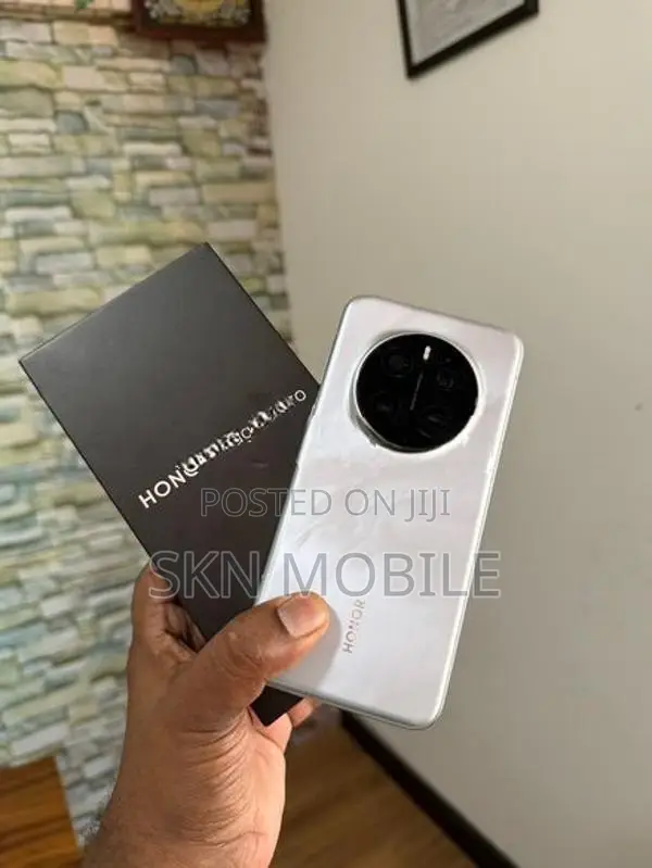 Honor Magic7 Pro 12GB512GB (Used)