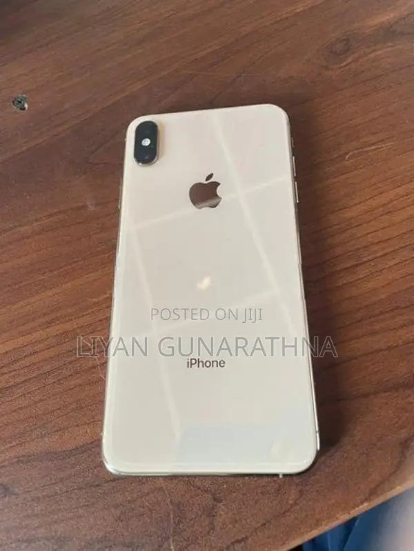 Apple iPhone XS Max (Used)