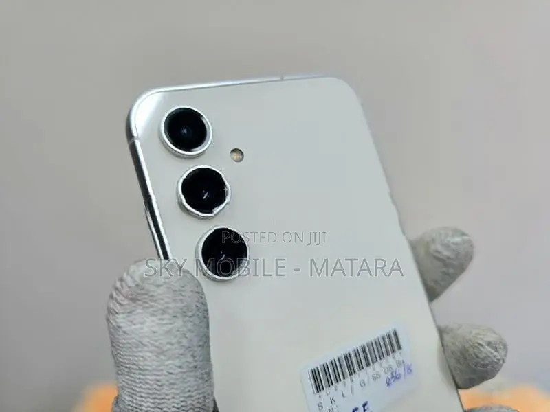 Samsung Galaxy S23 FE 5G 8GB/256GB (Used)