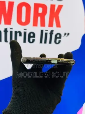 Apple iPhone 11 Pro Max (Used)