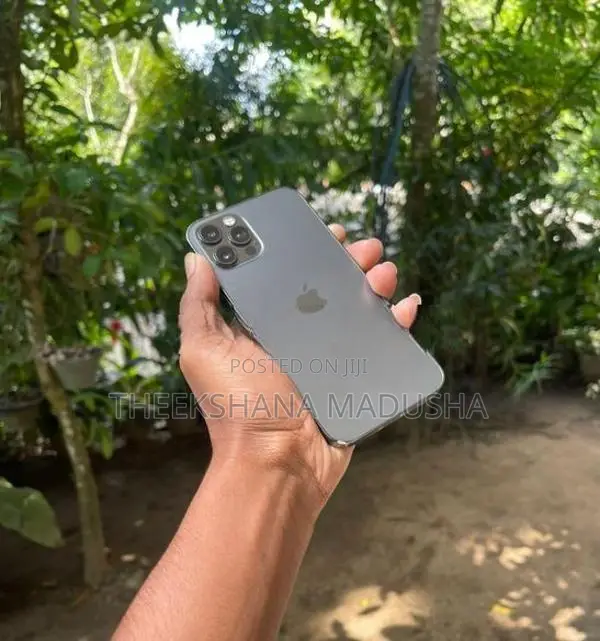 Apple iPhone 12 Pro I PHONE (Used)