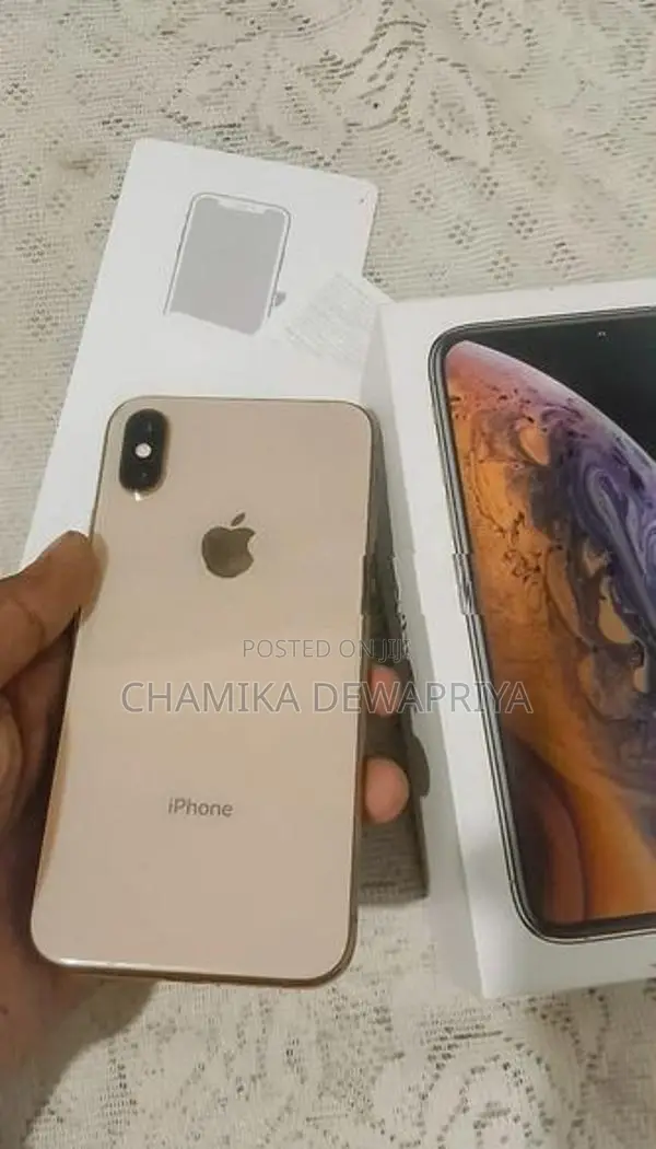 Apple iPhone XS 256GB (Used)