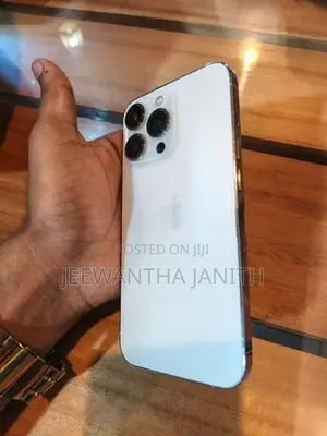 Apple iPhone 13 Pro (Used)