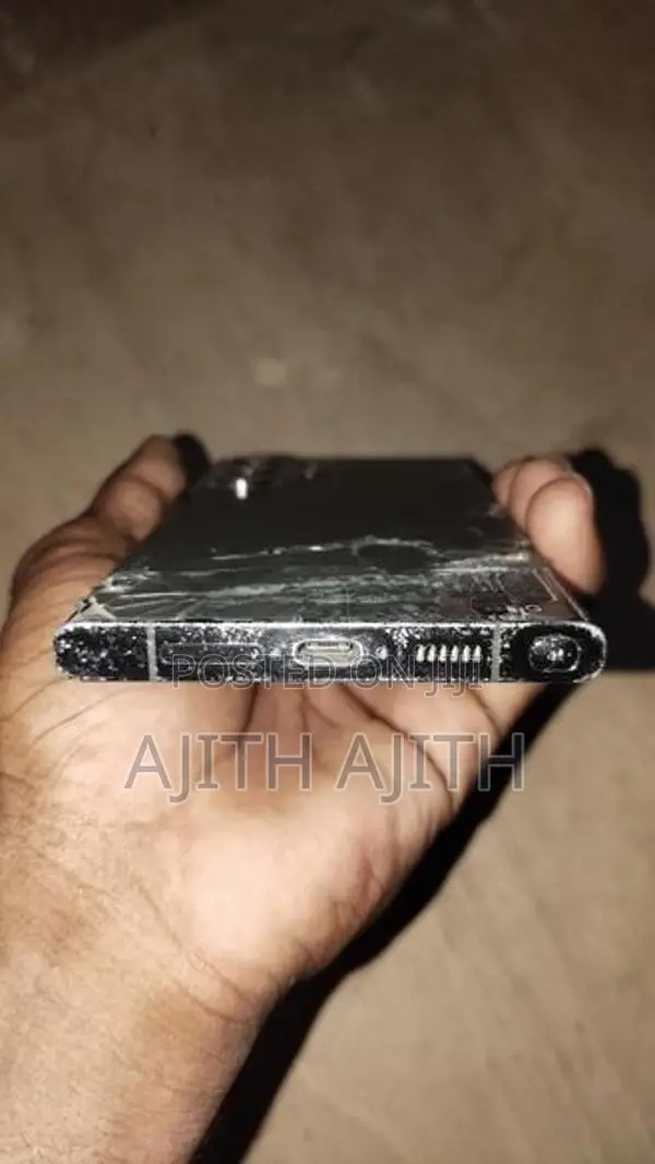 Samsung Galaxy S23 Ultra (Used)