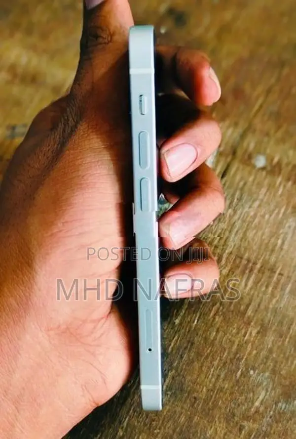 Apple iPhone 12 mini (Used)