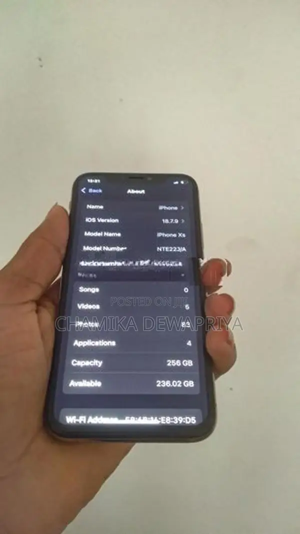 Apple iPhone XS 256GB (Used)