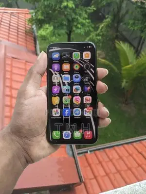 Apple iPhone 11 Pro 256GB (Used)