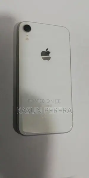 Apple iPhone XR (Used)