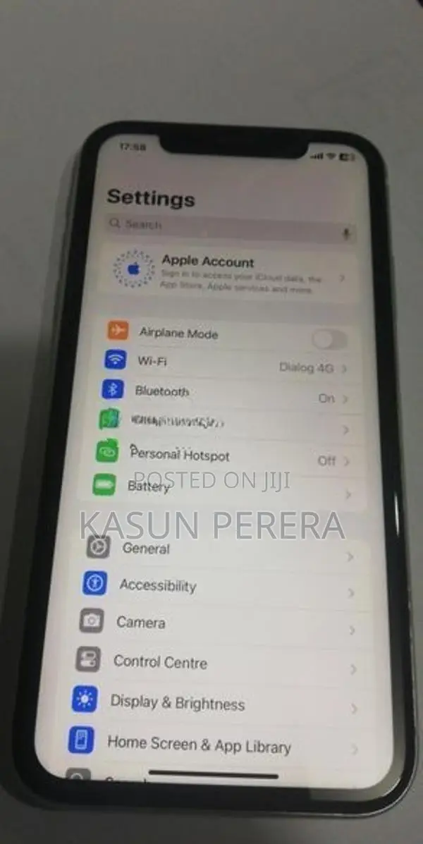 Apple iPhone XR (Used)