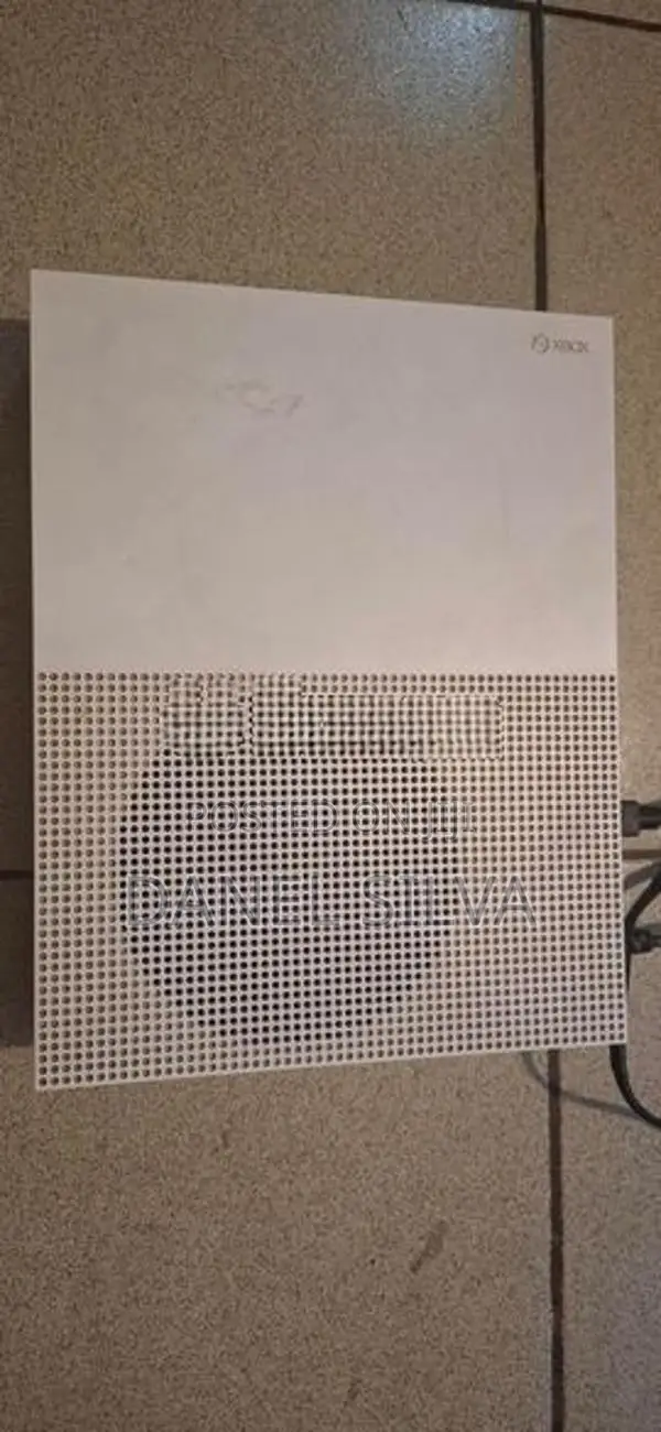 Xbox One S