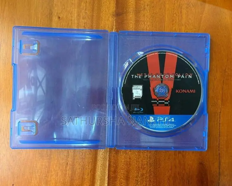PS4 Game CD – Metal Gear Solid V: The Phantom Pain