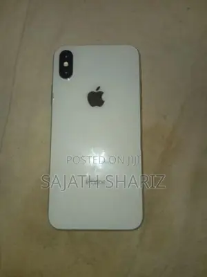 Apple iPhone X (Used)