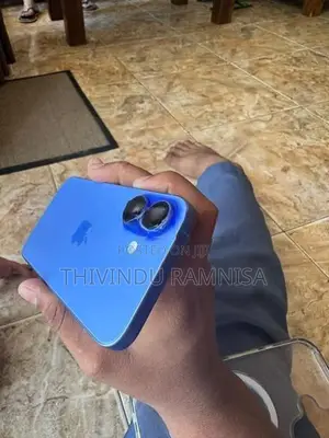 Apple iPhone 16 (Used)