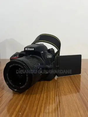 Nikon D5600
