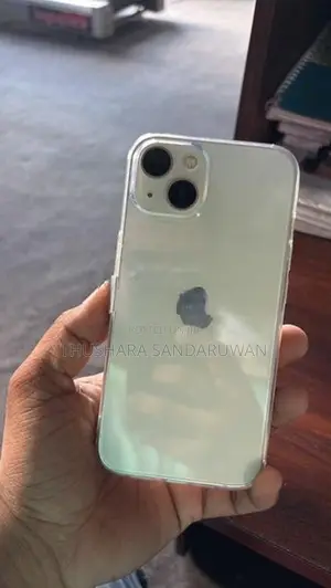 Apple iPhone 13 (Used)