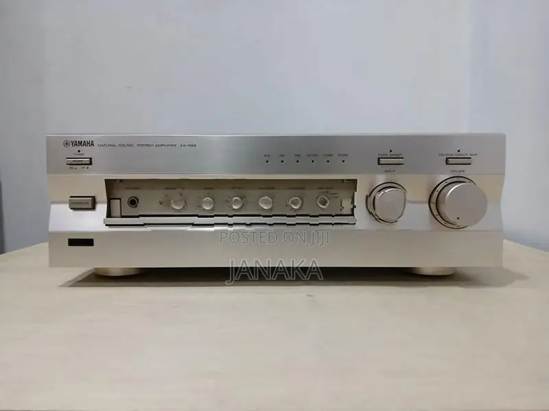 Yamaha Ax-596