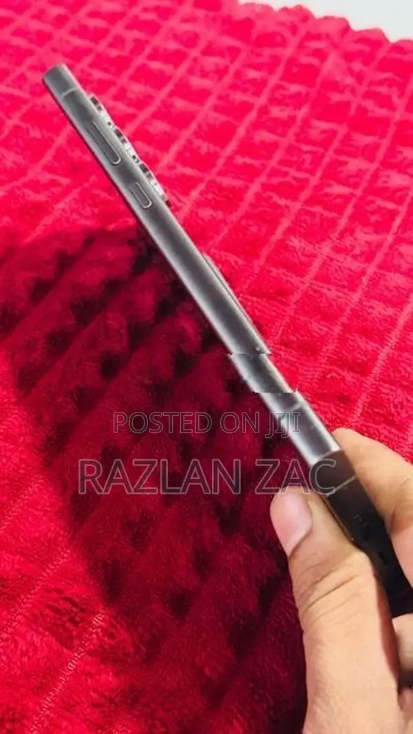 Samsung Galaxy S24 Ultra (Used)