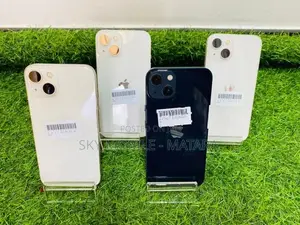 Apple iPhone 13 128GB (Used)