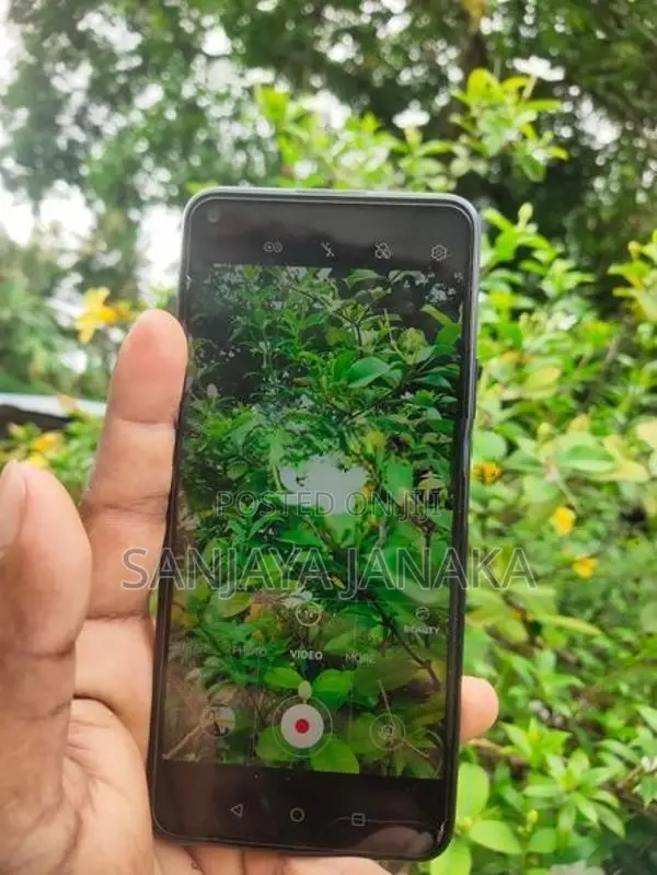 Huawei Nova 7 SE 128GB (Used)