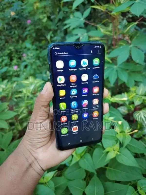 Samsung Galaxy M10 3GB 32GB (Used)