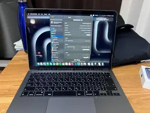 Apple MacBook Air 13 inches