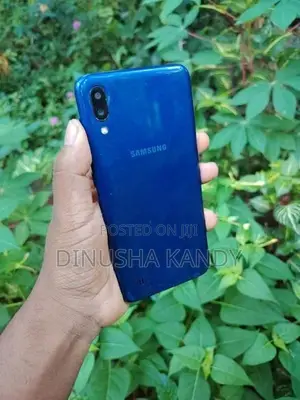 Samsung Galaxy M10 3GB 32GB (Used)