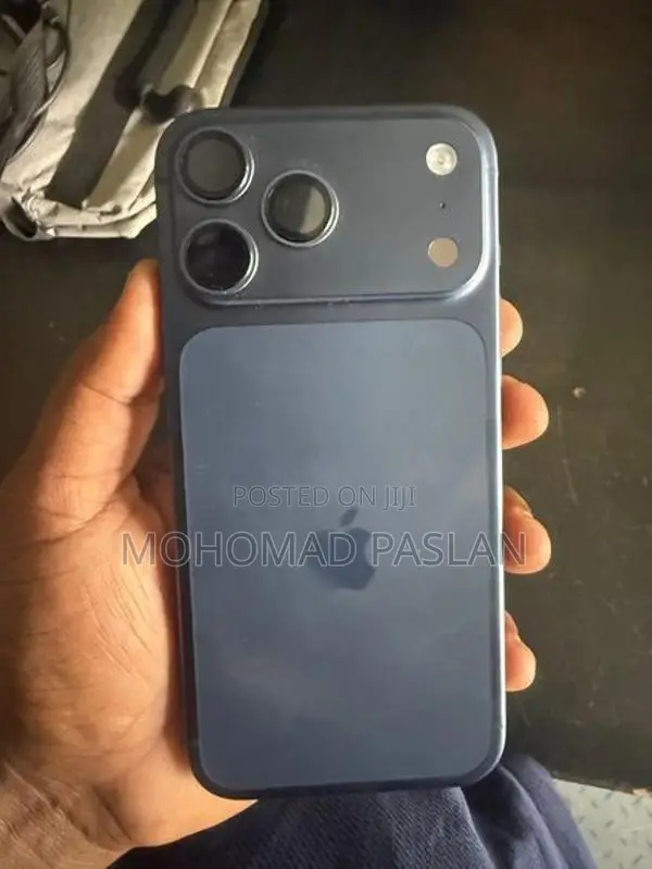 Apple iPhone 17 Pro Max (Used)