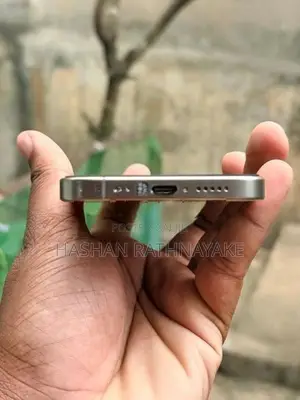 Apple iPhone 15 Pro (Used)