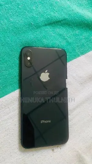 Apple iPhone XS (Used)