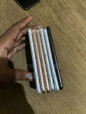 Apple iPhone 8 (Used)