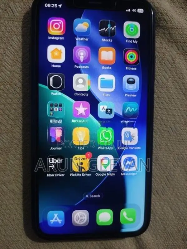Apple iPhone 11 black (Used)