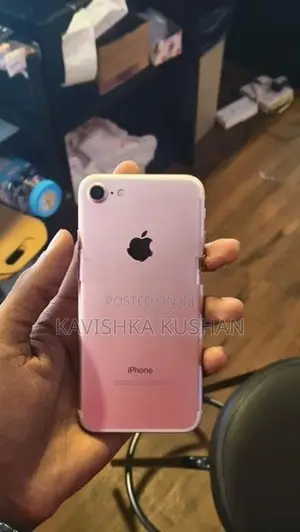 Apple iPhone 7 (Used)