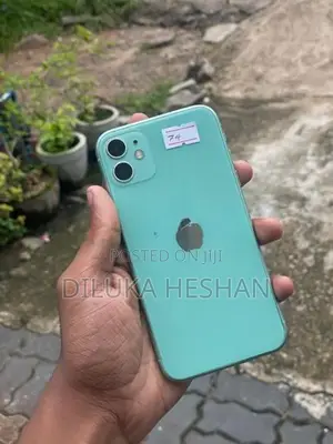 Apple iPhone 11 128GB (Used)