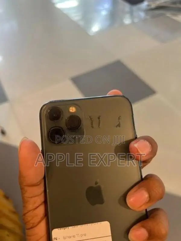Apple iPhone 11 Pro (Used)
