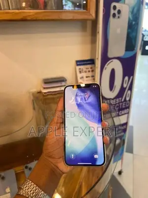 Apple iPhone 12 (Used)