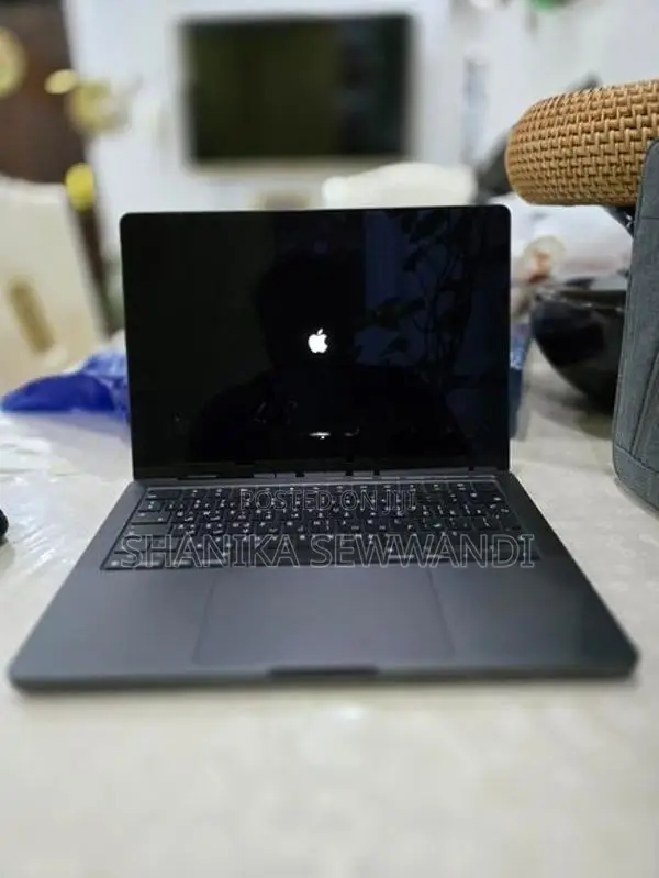 Apple Macbook Pro M4 16GB 512GB